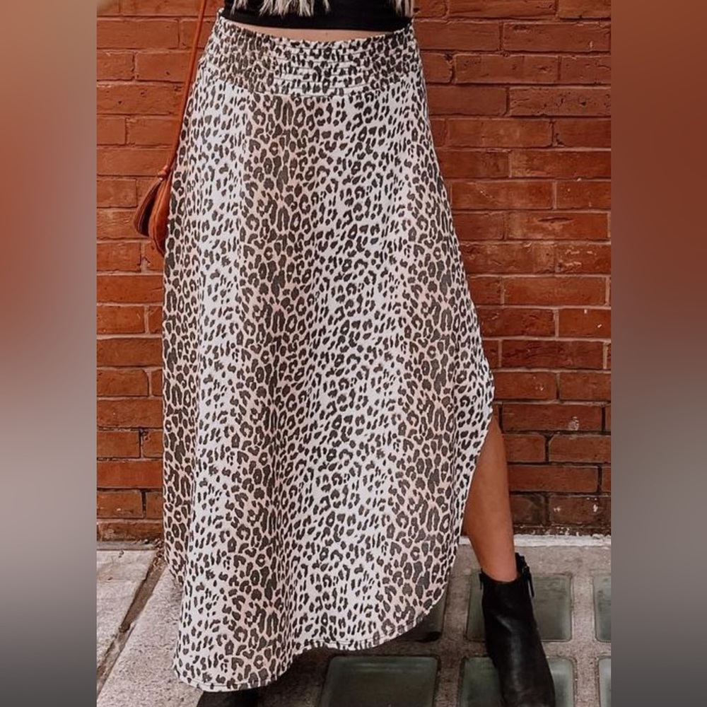 Long skirt